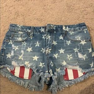 Mossimo American short